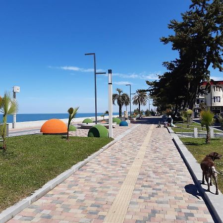 Apartment Mandarin Kobuleti Eksteriør billede
