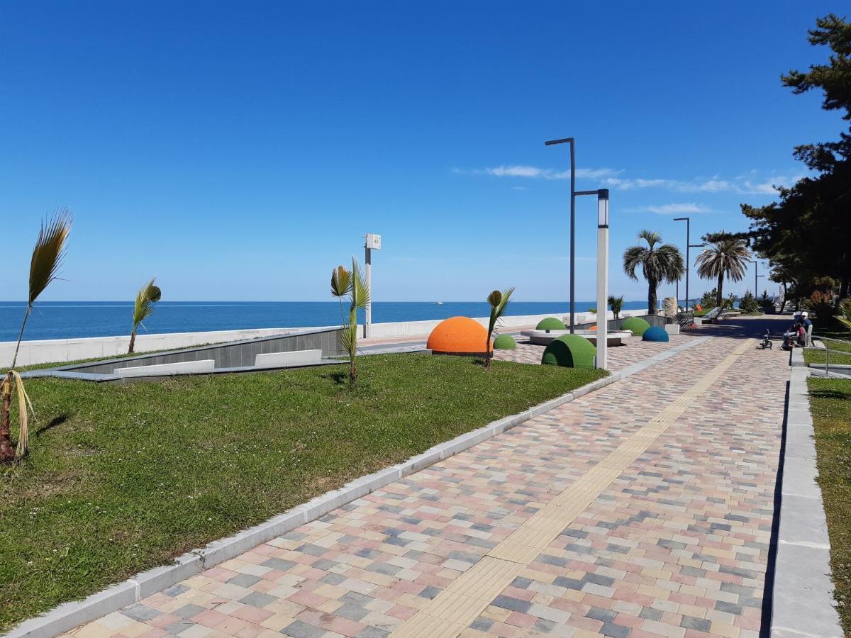 Apartment Mandarin Kobuleti Eksteriør billede